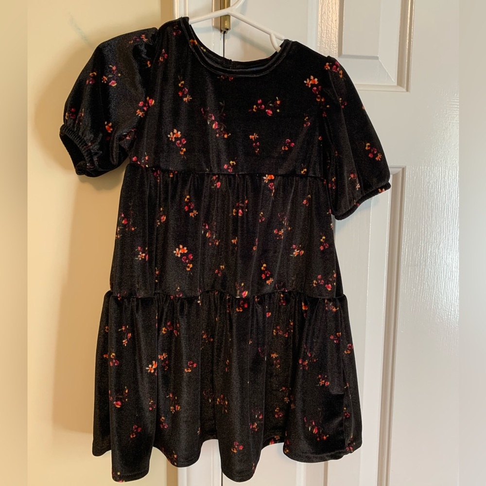 NWOT Size 3T Old Navy black dress